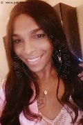 Roma Trav Thais Melo 388 32 39 396 foto selfie 44