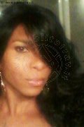 Roma Trav Thais Melo 388 32 39 396 foto selfie 67